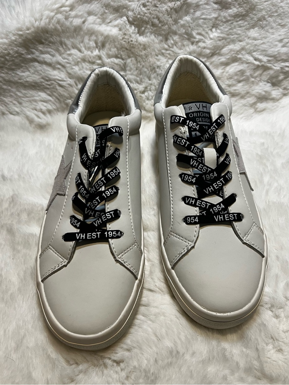 NWOT Vintage Havana Sneakers